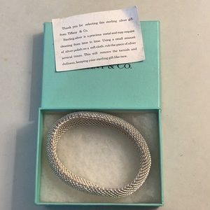 Tiffany & Co. Somerset Mesh Beacelet